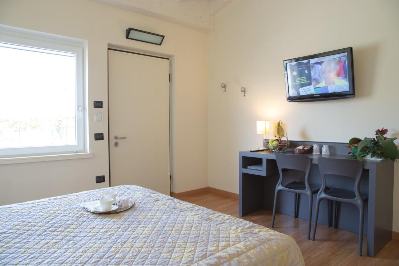 Hotel Motel Giglio Viadana Eksteriør bilde
